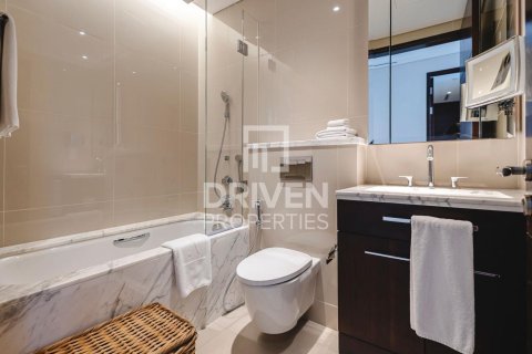 Apartamento en The Address Sky View Towers, Downtown Dubai (Downtown Burj Dubai), Dubai, 4 dormitorios, 235.7 m², № 140124 - foto 16