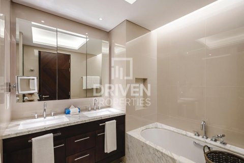 Apartamento en The Address Sky View Towers, Downtown Dubai (Downtown Burj Dubai), Dubai, 4 dormitorios, 235.7 m², № 140124 - foto 17