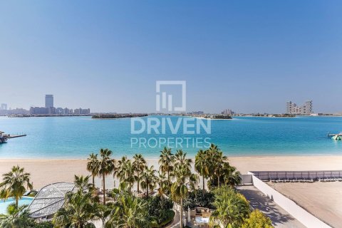 Apartment in The Crescent, Palm Jumeirah, Dubai 3 bedrooms, 268.12 sq.m. № 140120