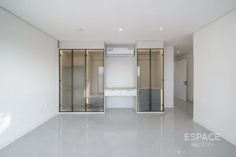 Villa en Jumeirah Park, Dubai, 6 dormitorios, 687 m², № 122529 - foto 16