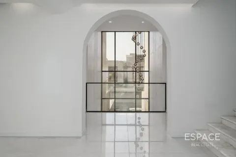 Villa en Jumeirah Park, Dubai, 6 dormitorios, 687 m², № 122529 - foto 9