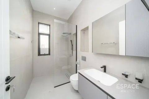 Villa en Jumeirah Park, Dubai, 6 dormitorios, 687 m², № 122529 - foto 8