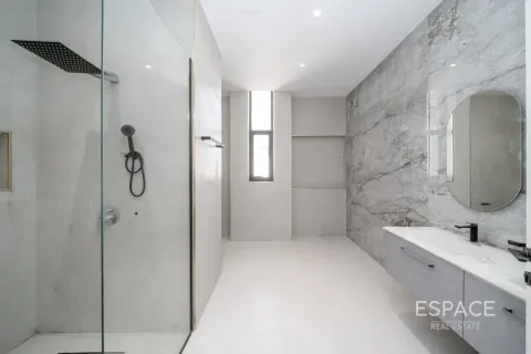 Villa en Jumeirah Park, Dubai, 6 dormitorios, 687 m², № 122529 - foto 14