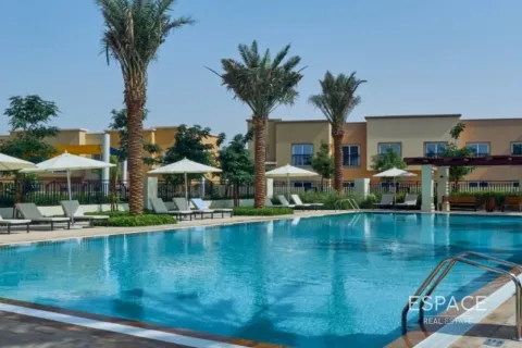 Villa à Dubai Land, Dubai, 3 chambres, 178 m², № 122523