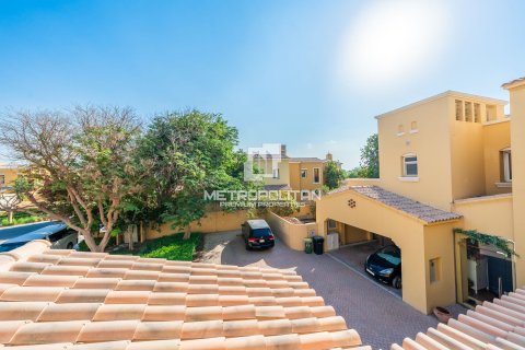 Adosado en Arabian Ranches, Dubai, 2 dormitorios, 200 m², № 73943 - foto 24