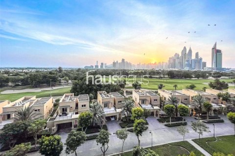 Appartement à The Links, The Views, Dubai, 3 chambres, 161 m², № 43818