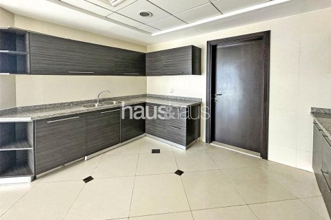 Apartment in Dubai Marina, Dubai 3 bedrooms, 277 sq.m. № 43813 - photo 8