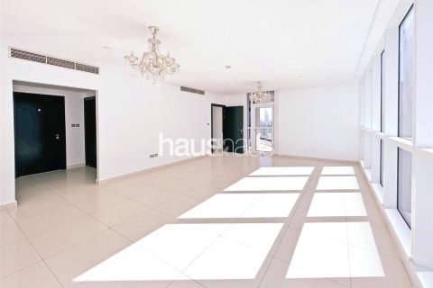Apartment in Dubai Marina, Dubai 3 bedrooms, 277 sq.m. № 43813 - photo 4