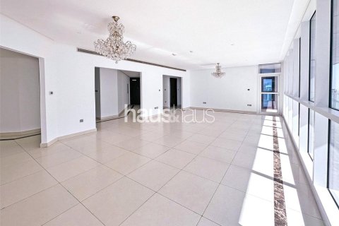 Apartment in Dubai Marina, Dubai 3 bedrooms, 277 sq.m. № 43813 - photo 10