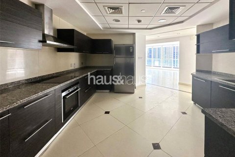 Apartment in Dubai Marina, Dubai 3 bedrooms, 277 sq.m. № 43813 - photo 9