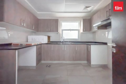 Apartment in Al Satwa, Dubai 2 bedrooms, 120.2 sq.m. № 109370 - photo 6