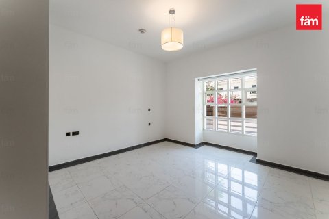 Villa in Dubai 5 bedrooms, 682.7 sq.m. № 115109 - photo 8