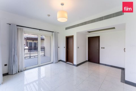 Villa in Dubai 4 bedrooms, 397.2 sq.m. № 115108 - photo 17