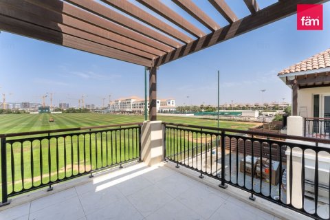 Villa in Dubai 4 bedrooms, 397.2 sq.m. № 115108 - photo 8