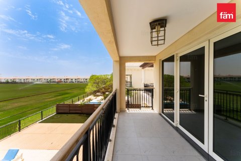 Villa in Dubai 5 bedrooms, 607.6 sq.m. № 115105 - photo 15