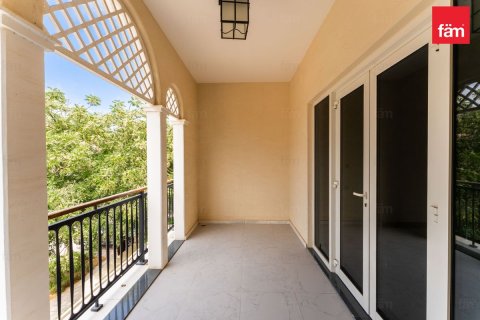 Villa in Dubai 5 bedrooms, 607.6 sq.m. № 115105 - photo 14