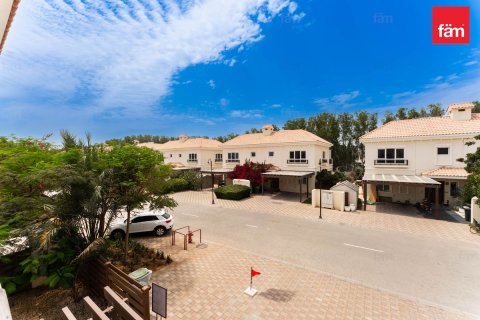 Villa in Dubai 5 bedrooms, 607.6 sq.m. № 115105 - photo 10