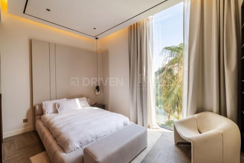 Villa in Jumeirah Park, Dubai 5 bedrooms, 540.79 sq.m. № 138147 - photo 16