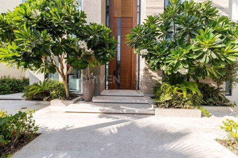 Villa in Jumeirah Park, Dubai 5 bedrooms, 540.79 sq.m. № 138147 - photo 26
