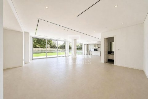 Apartment in Seventh Heaven, Al Barari, Dubai 3 bedrooms, 851.83 sq.m. № 138153 - photo 5