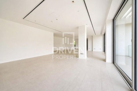 Apartment in Seventh Heaven, Al Barari, Dubai 3 bedrooms, 851.83 sq.m. № 138153 - photo 8