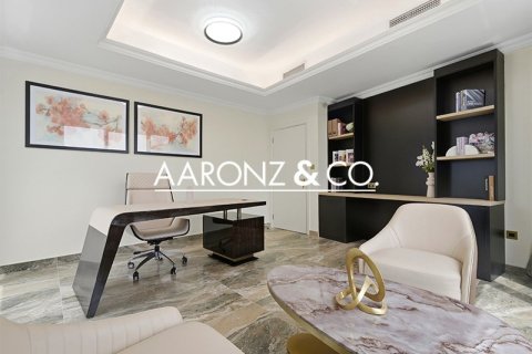 Ático en Jumeirah Lake Towers, Dubai, 4 dormitorios, 442 m², № 99329 - foto 12