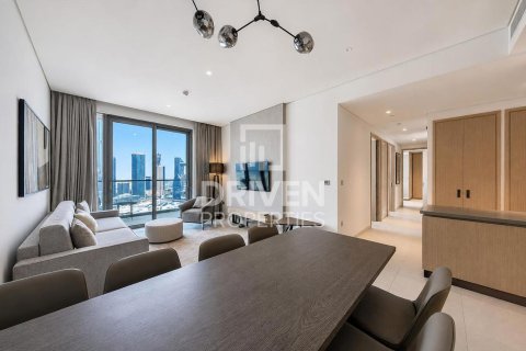 Apartment in Vida Residences Dubai Mall, Downtown Dubai (Downtown Burj Dubai), Dubai 3 bedrooms, 157.28 sq.m. № 140585 - photo 4