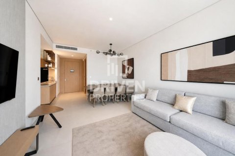Apartment in Vida Residences Dubai Mall, Downtown Dubai (Downtown Burj Dubai), Dubai 3 bedrooms, 157.28 sq.m. № 140585 - photo 2