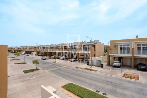 Adosado en Dubai, 3 dormitorios, 162.39 m², № 140586 - foto 13