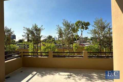 Apartment in Madinat Jumeirah Living, Umm Suqeim, Dubai 1 bedroom, 97 sq.m. № 103849 - photo 9