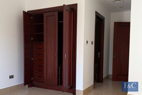 Apartment in Downtown Dubai (Downtown Burj Dubai), Dubai 1 bedroom, 131 sq.m. № 103851 - photo 8