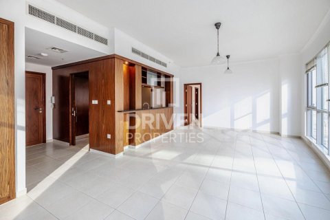 Снять в аренду квартиру в The Residences, Даунтаун Дубай (Даунтаун Бурдж Дубай), Дубай: 1 спальня, 91.6м², № 128653 - фото 4