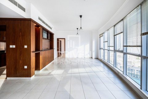 Снять в аренду квартиру в The Residences, Даунтаун Дубай (Даунтаун Бурдж Дубай), Дубай: 1 спальня, 91.6м², № 128653 - фото 2