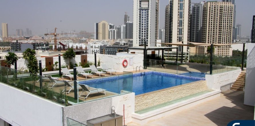 Квартира в Джумейра Вилладж Серкл, Дубай, 2 спальни, 121м², № 91198