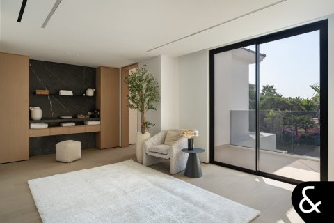 Villa in Jumeirah Islands, Dubai 5 bedrooms, 539 sq.m. № 91193 - photo 28