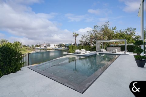 Villa à Jumeirah Islands, Dubai, 5 chambres, 539 m², № 91193