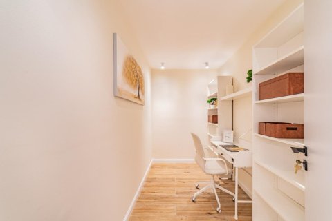 Apartment in Dubai 3 bedrooms, 264.49 sq.m. № 37655 - photo 9