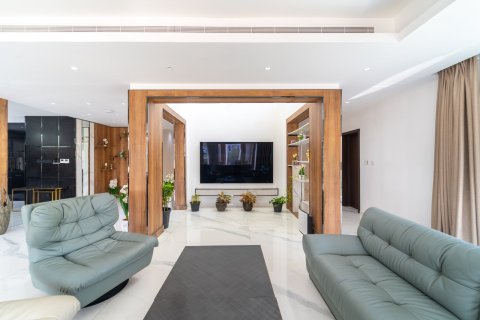 Купить виллу в Дубае: 7 спален, 790м², № 120545 - фото 9