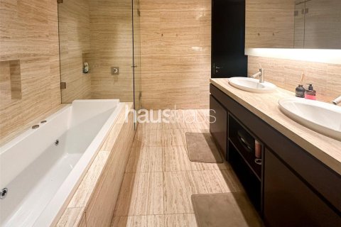 Apartment in Downtown Dubai (Downtown Burj Dubai), Dubai 1 bedroom, 128 sq.m. № 45068 - photo 9