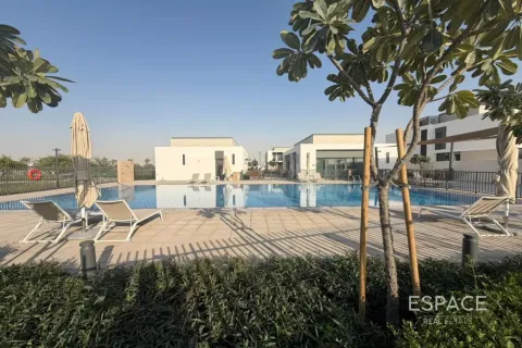 Villa à EMAAR South, Dubai South (Dubai World Central), Dubai, 3 chambres, 278 m², № 122487