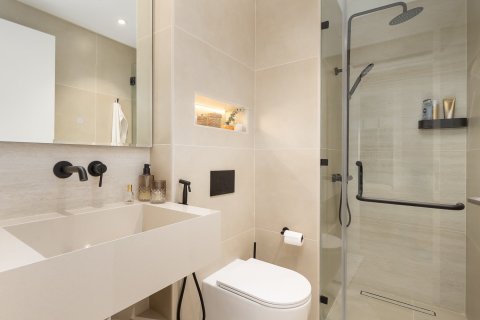 Apartamento en Jumeirah Golf Estates, Dubai, 4 dormitorios, 217.41 m², № 141153 - foto 14