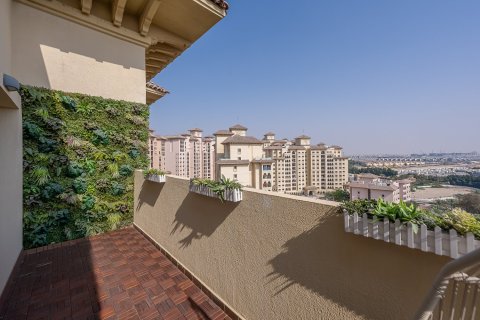 Apartamento en Jumeirah Golf Estates, Dubai, 4 dormitorios, 217.41 m², № 141153 - foto 16