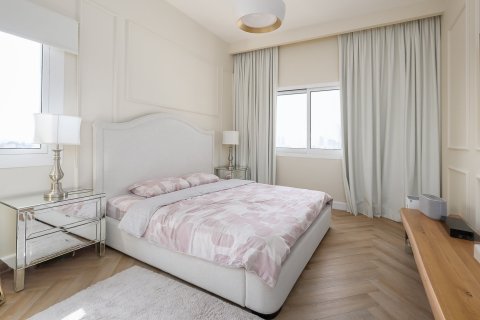 Apartamento en Jumeirah Golf Estates, Dubai, 4 dormitorios, 217.41 m², № 141153 - foto 7