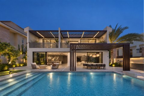 Villa in Jumeirah Golf Estates, Dubai 5 bedrooms, 757.68 sq.m. № 141126 - photo 6
