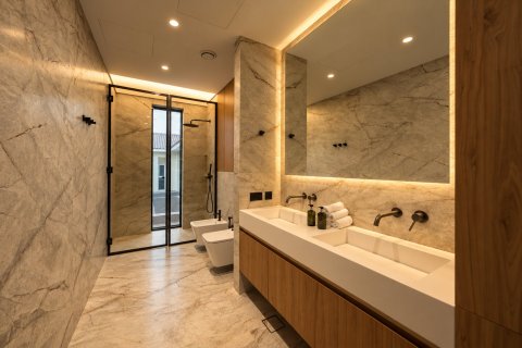 Villa in Jumeirah Golf Estates, Dubai 5 bedrooms, 757.68 sq.m. № 141126 - photo 25