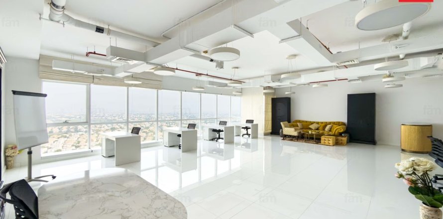 Office in Dubai 102 sq.m. № 125004