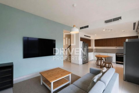 Villa in EMAAR South, Dubai South (Dubai World Central), Dubai 4 bedrooms, 304.16 sq.m. № 141113