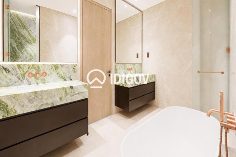 Apartamento en The Crescent, Palm Jumeirah, Dubai, 2 dormitorios, 197.51 m², № 122040 - foto 9