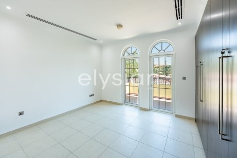 Villa à Legacy Nova Villas, Jumeirah Park, Dubai, 3 chambres, 510 m², № 37904 - photo 6