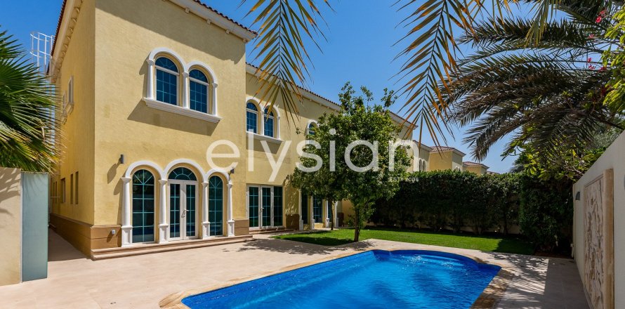 Villa à Legacy Nova Villas, Jumeirah Park, Dubai, 3 chambres, 510 m², № 37904